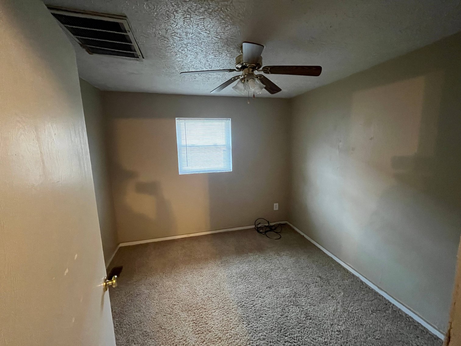 Image for SOLD $77,000 - 4-Unit Apartment Complex with Garage in Hamlin