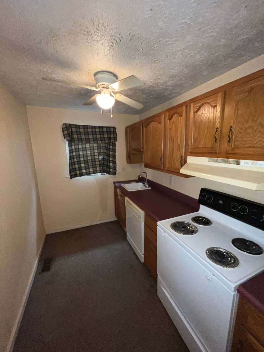 Image for SOLD $77,000 - 4-Unit Apartment Complex with Garage in Hamlin