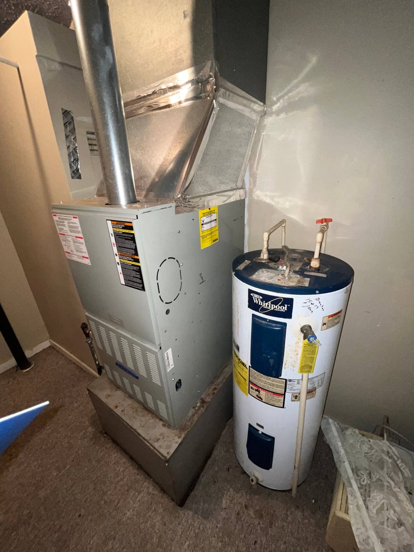 Image for SOLD $77,000 - 4-Unit Apartment Complex with Garage in Hamlin