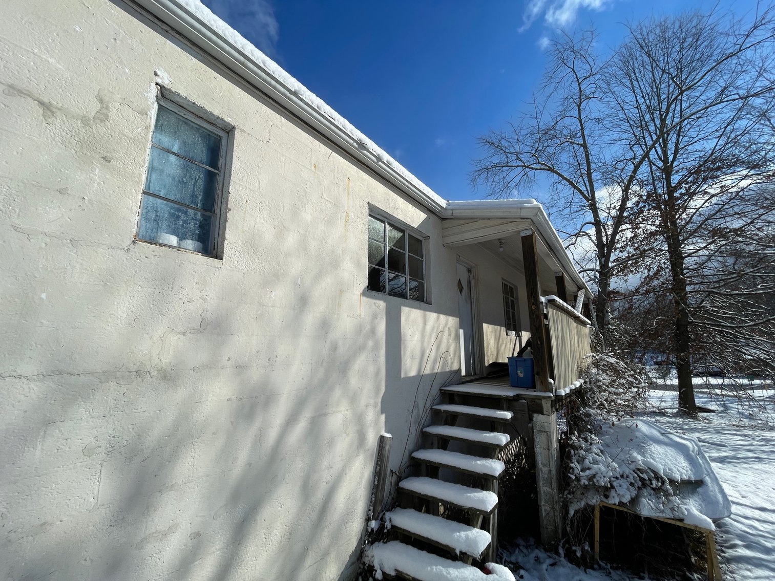 Image for SOLD $28,050 - 3 Bedroom with Full Basement in St. Albans Selling to the Highest Bidder