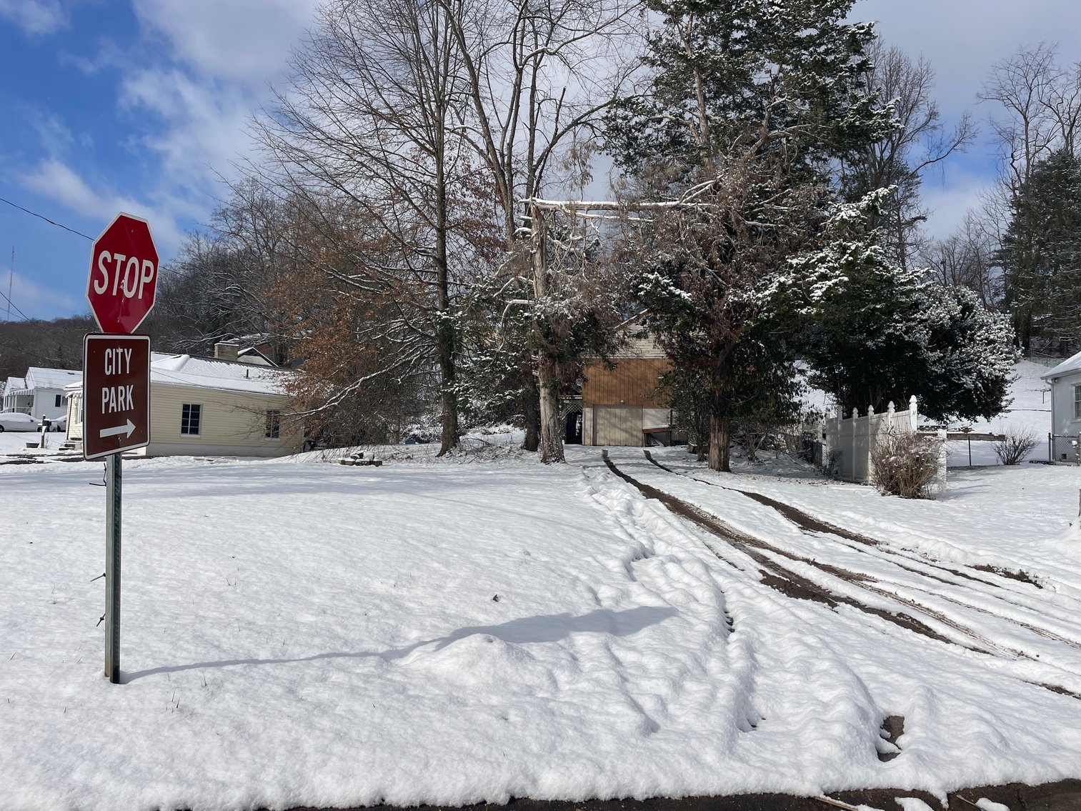 Image for SOLD $28,050 - 3 Bedroom with Full Basement in St. Albans Selling to the Highest Bidder