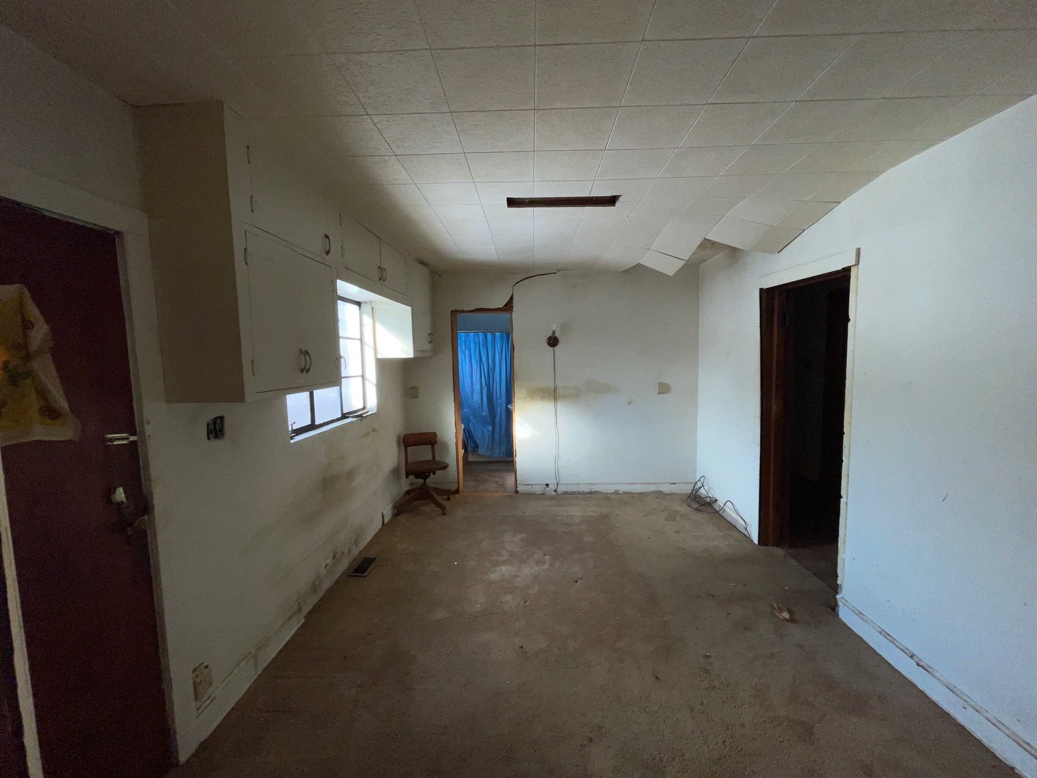 Image for SOLD $28,050 - 3 Bedroom with Full Basement in St. Albans Selling to the Highest Bidder