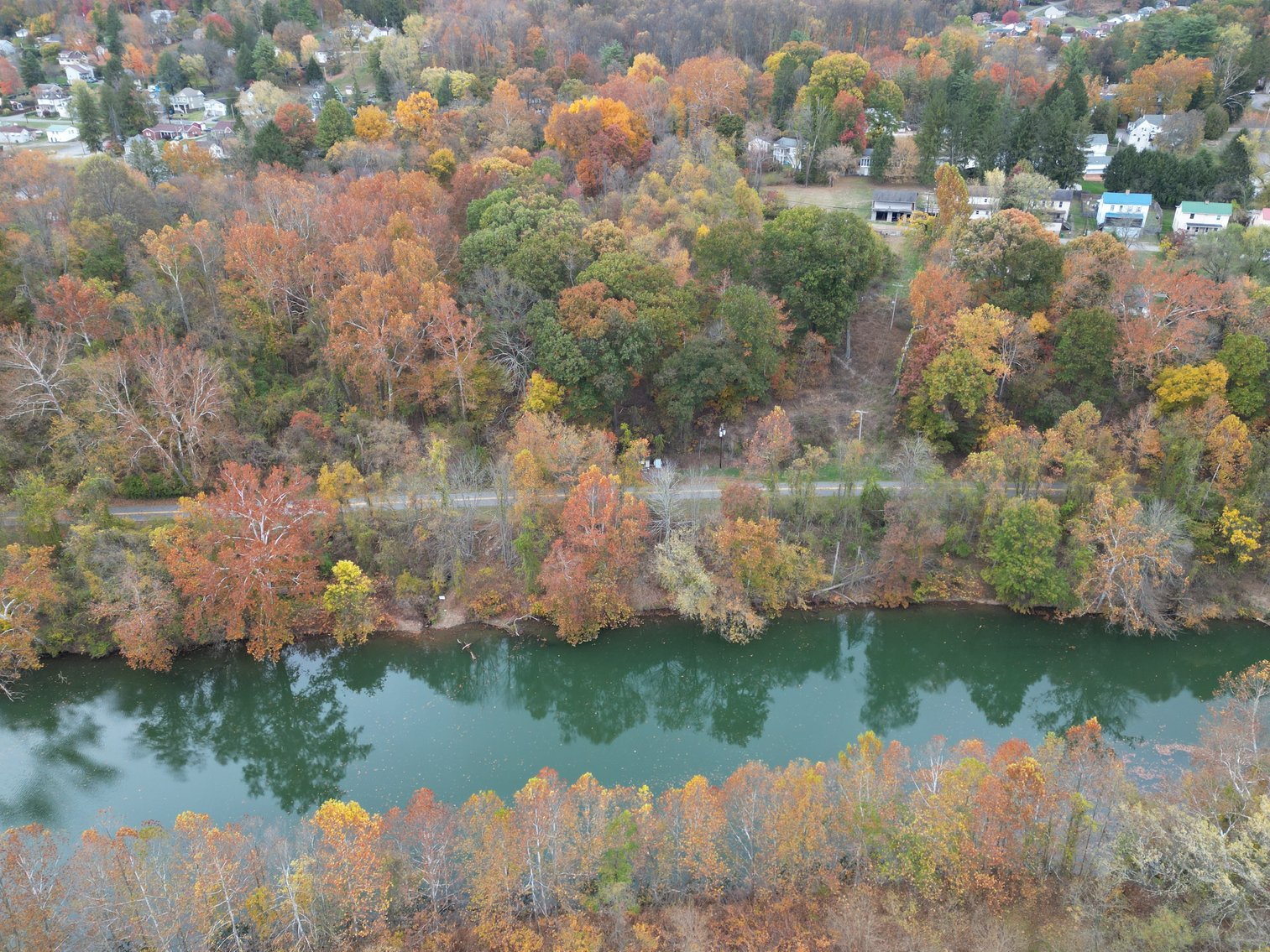 Image for SOLD $51,700 - Large Garage on 3.5 Acres with River Frontage in Fairmont