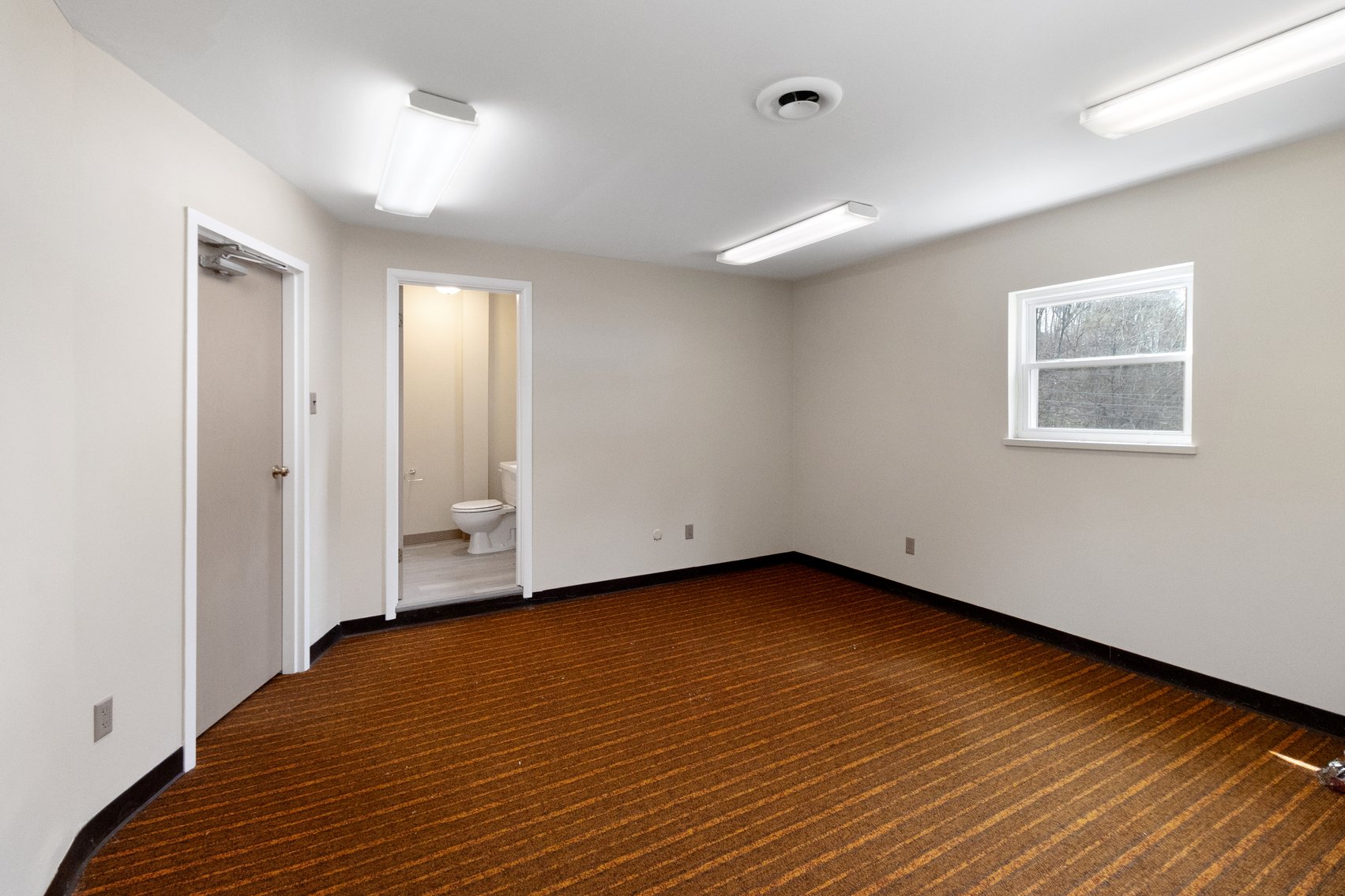 Image for SOLD $236,500 - Mixed-Use Building on Over 1 Acre in Pittsburgh