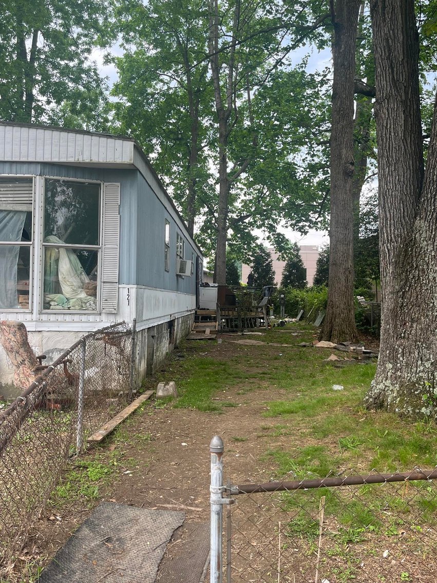 Image for SOLD - 2 Bedroom Mobile Home in Hurricane Selling to the Highest Bidder