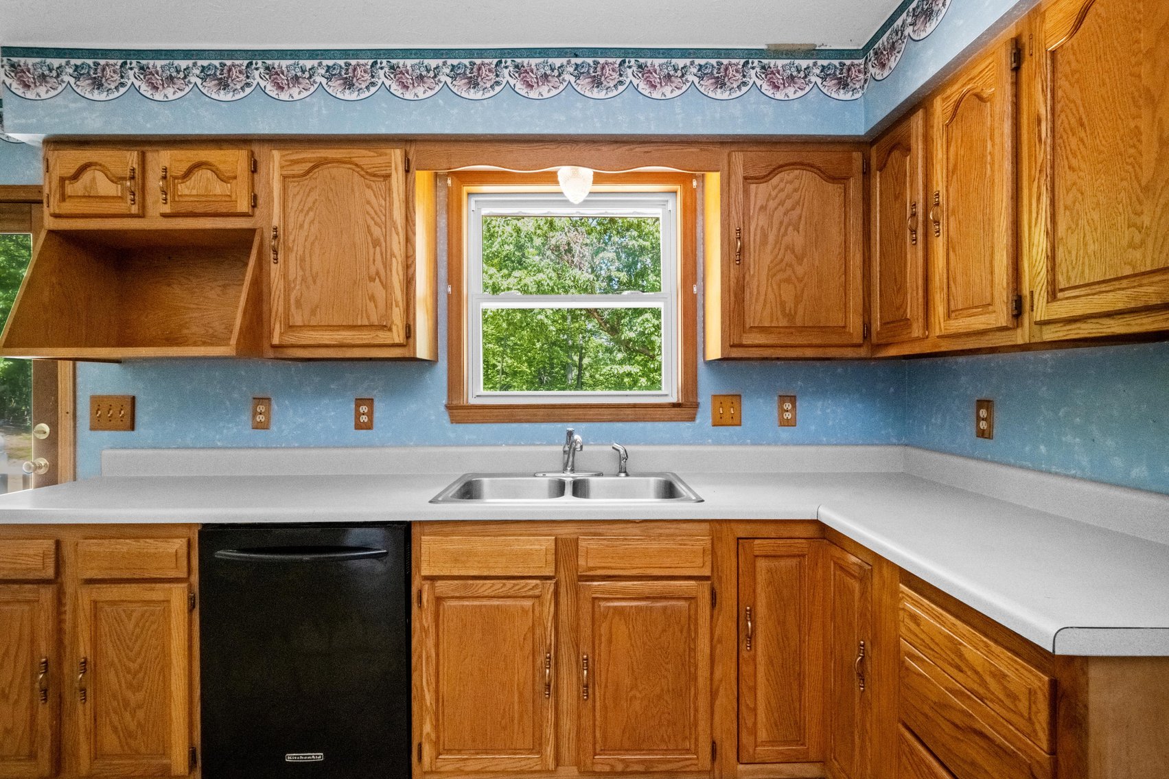 Image for SOLD $69,300 - 4 Bedroom on 1.7 Acres in Clendenin Selling to the Highest Bidder