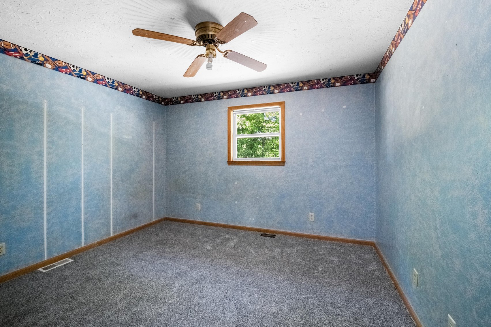 Image for SOLD $69,300 - 4 Bedroom on 1.7 Acres in Clendenin Selling to the Highest Bidder