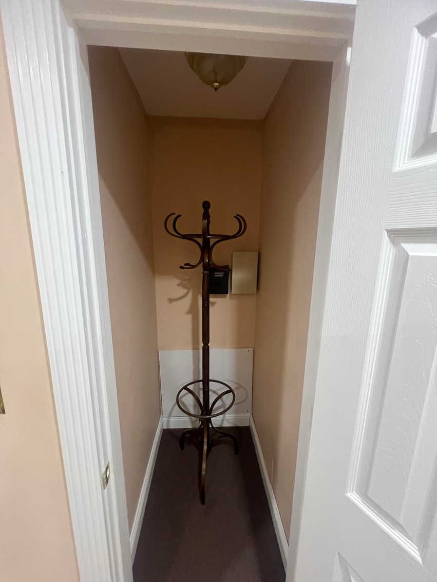 Image for SOLD $137,500 - Well-Maintained Commercial Office and Warehouse in Huntington