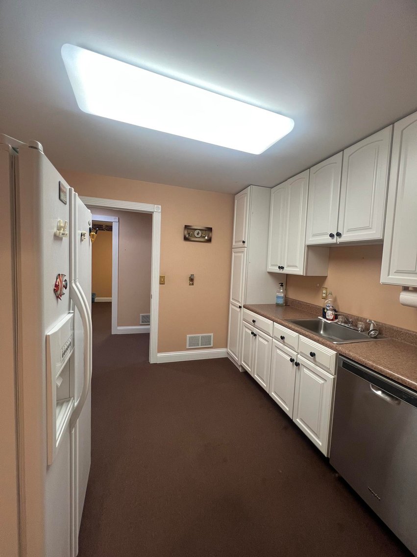 Image for SOLD $137,500 - Well-Maintained Commercial Office and Warehouse in Huntington