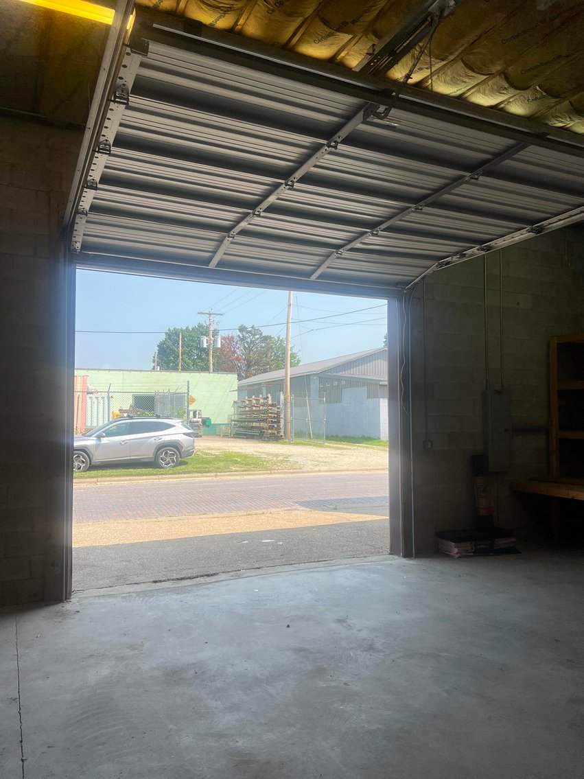 Image for SOLD $137,500 - Well-Maintained Commercial Office and Warehouse in Huntington