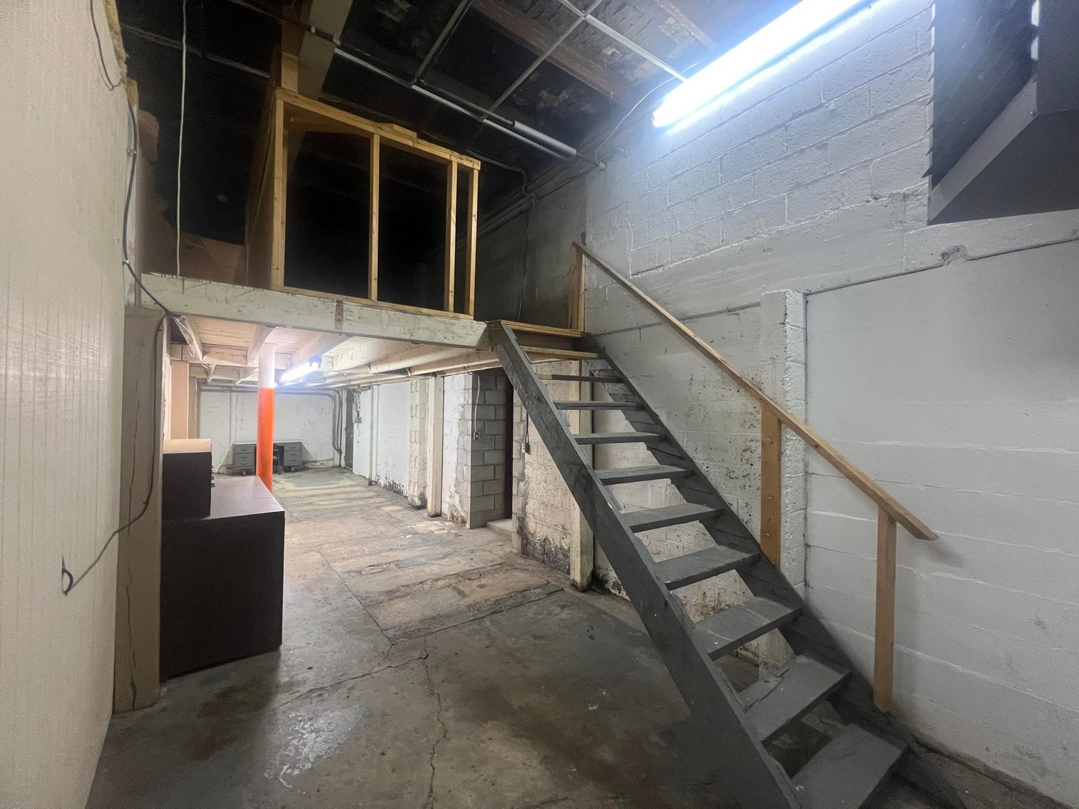 Image for SOLD $137,500 - Well-Maintained Commercial Office and Warehouse in Huntington