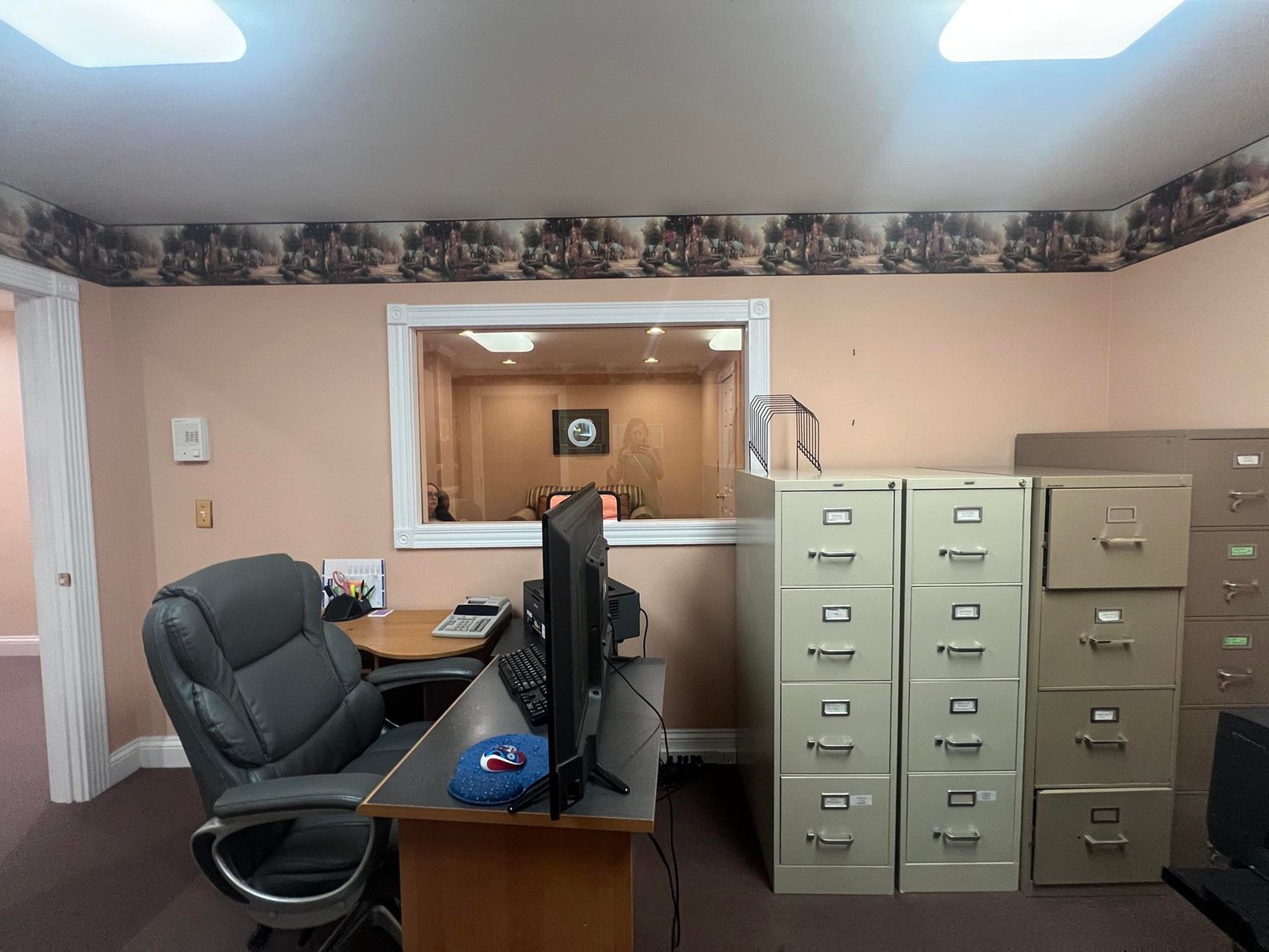 Image for SOLD $137,500 - Well-Maintained Commercial Office and Warehouse in Huntington