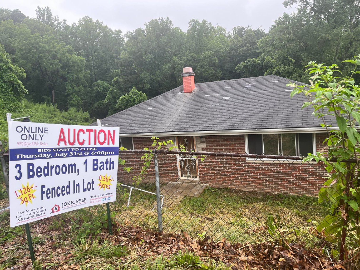 Image for SOLD - Brick 3 Bedroom with Fenced Yard in Charleston