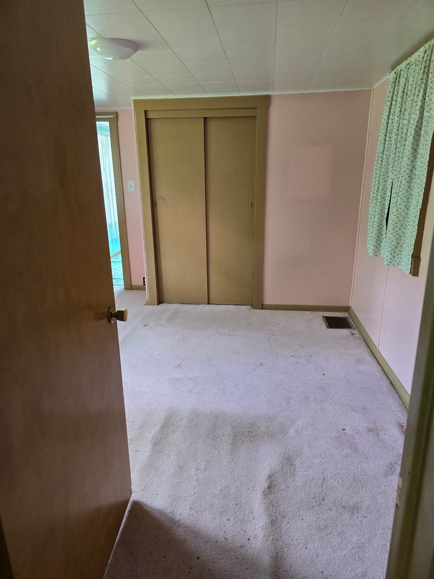 Image for SOLD $126,500 - 2 Bedroom Home on 1.5 Acres in Fairmont