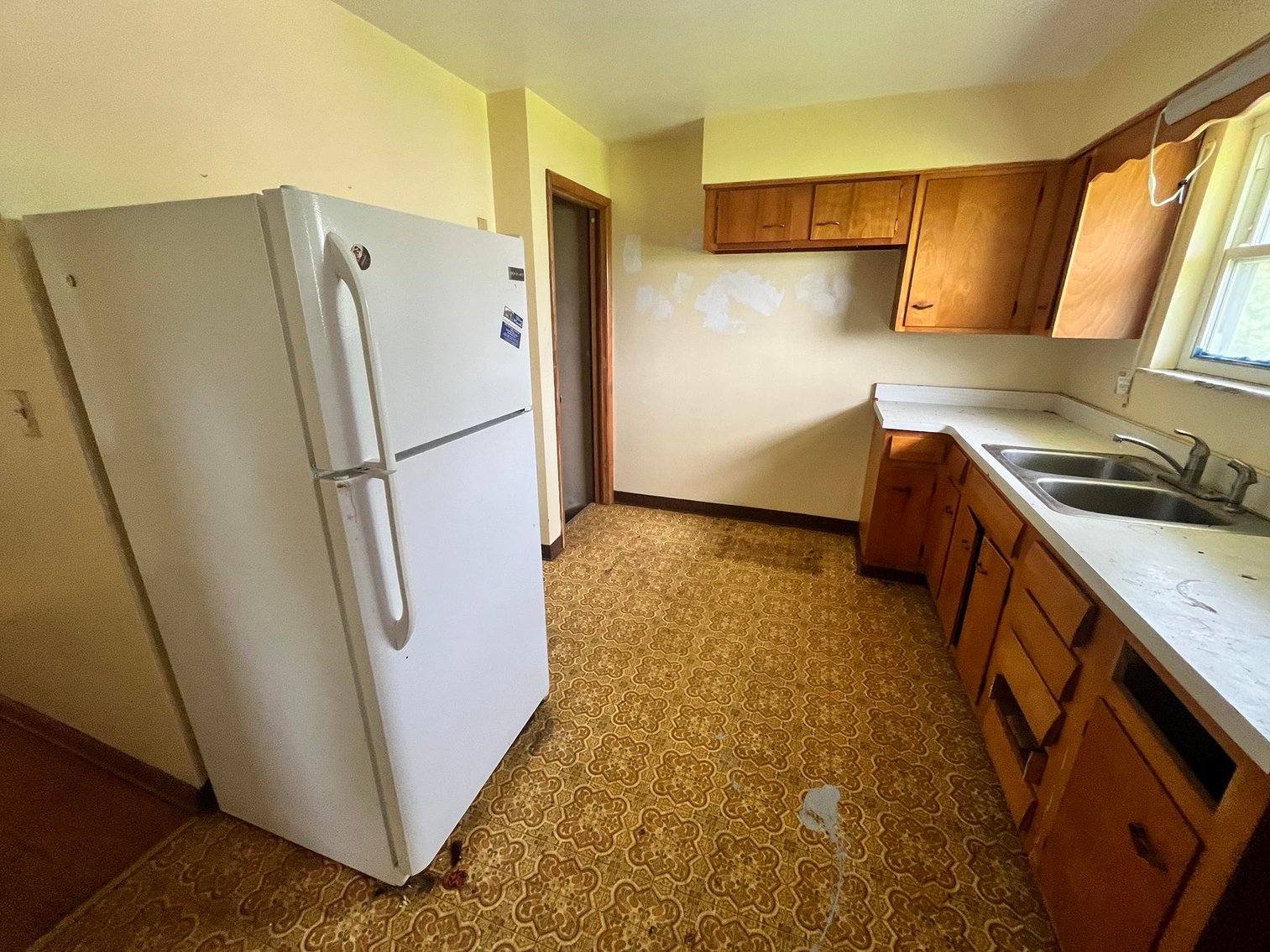 Image for SOLD - Brick 3 Bedroom with Fenced Yard in Charleston