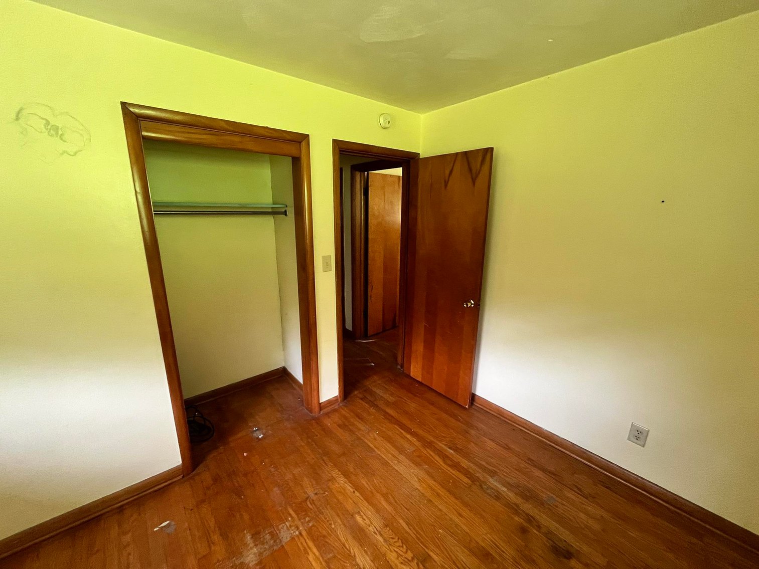 Image for SOLD - Brick 3 Bedroom with Fenced Yard in Charleston