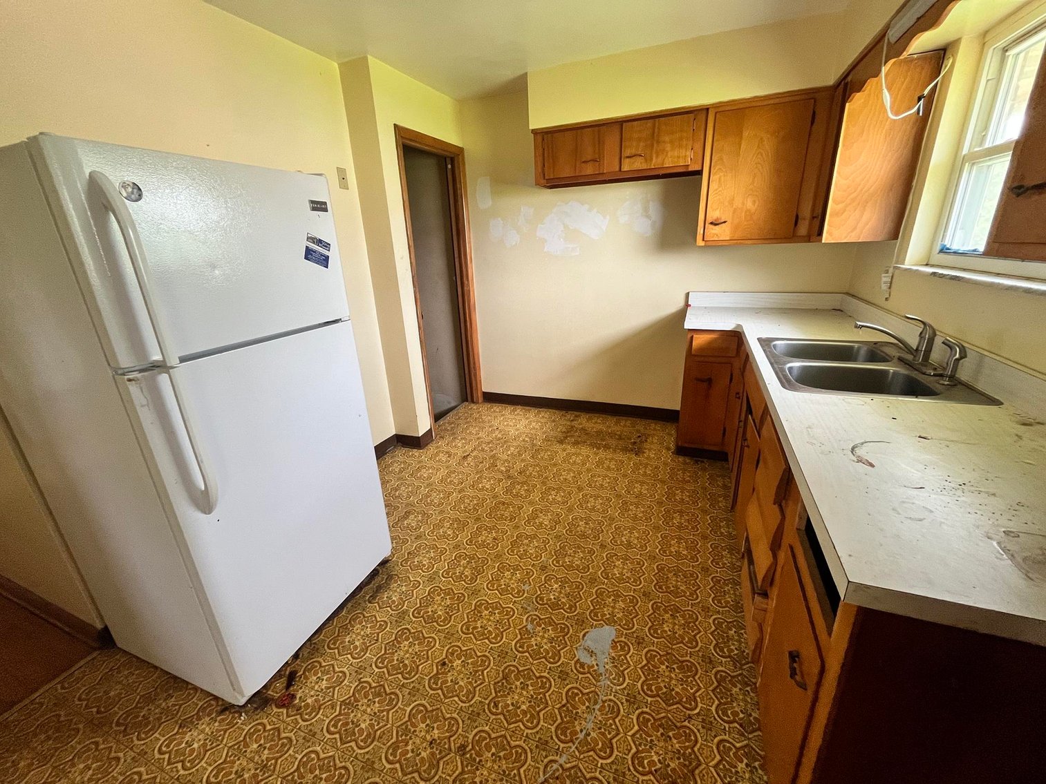 Image for SOLD - Brick 3 Bedroom with Fenced Yard in Charleston