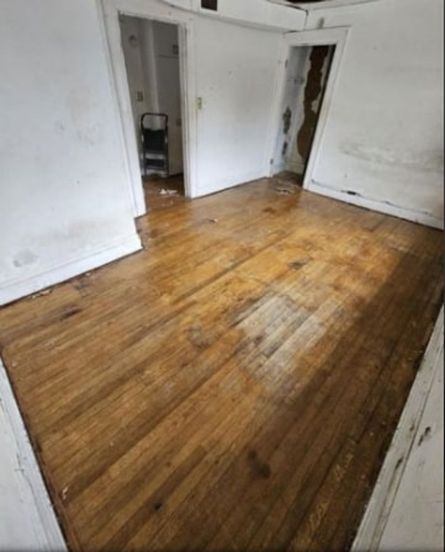 Image for SOLD $23,375 - 3 Bedroom with a Full Basement in Charleston