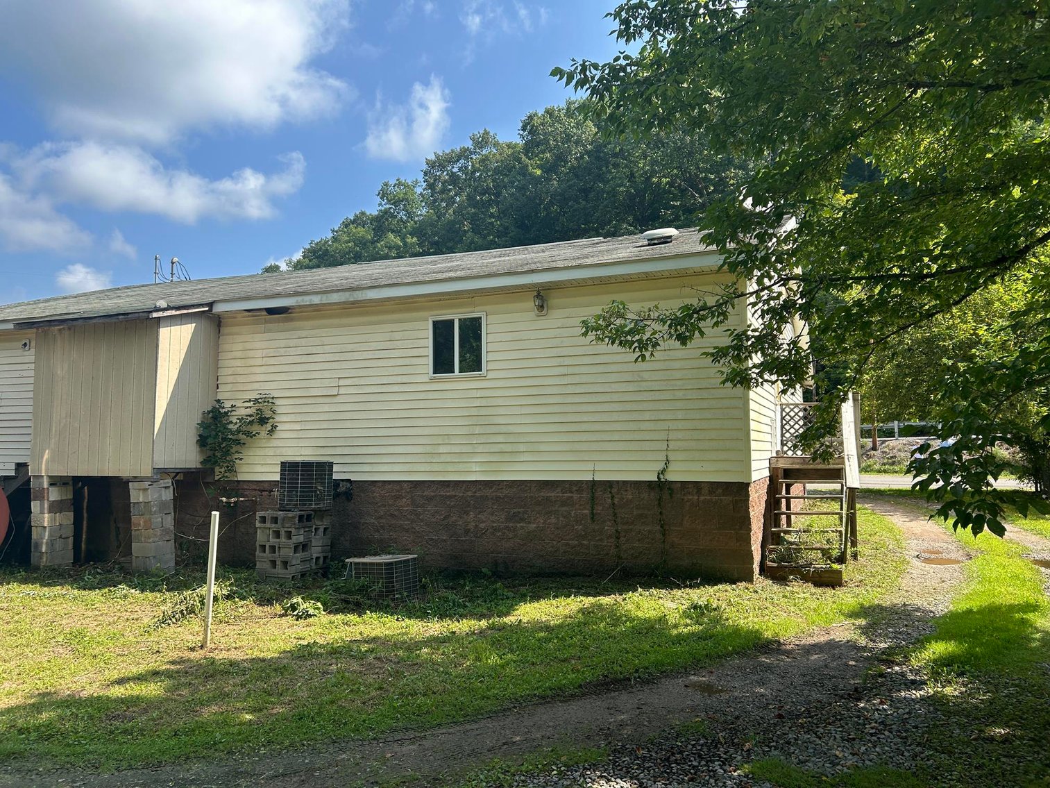 Image for Multi-Use Commercial Building in Wallace