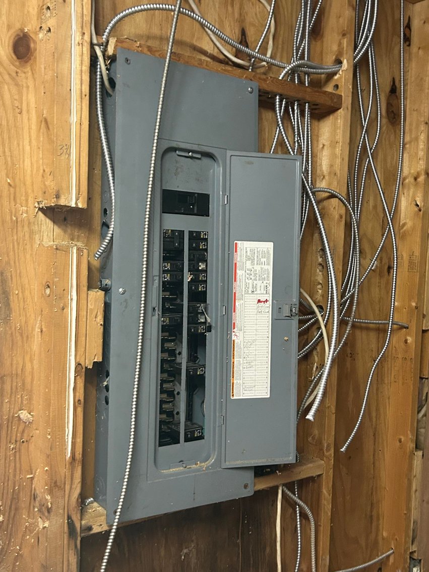 Image for Multi-Use Commercial Building in Wallace