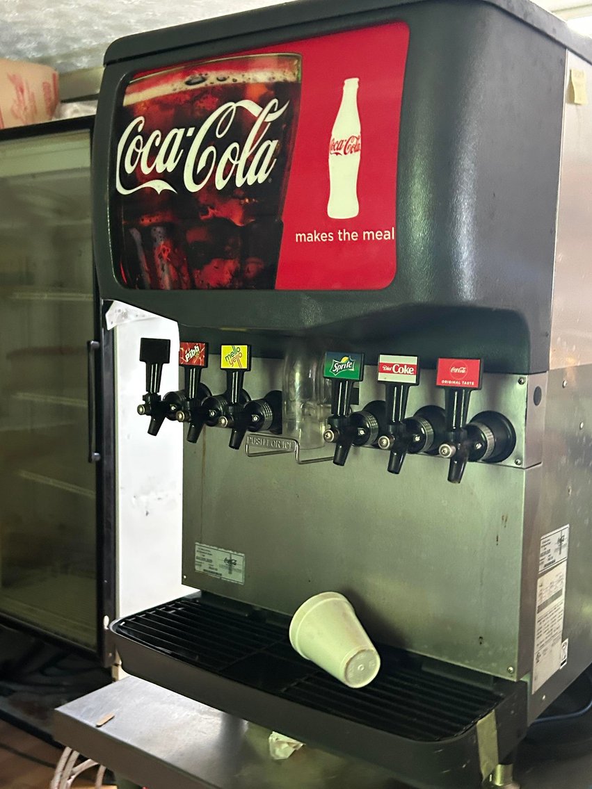 Image for Multi-Use Commercial Building in Wallace