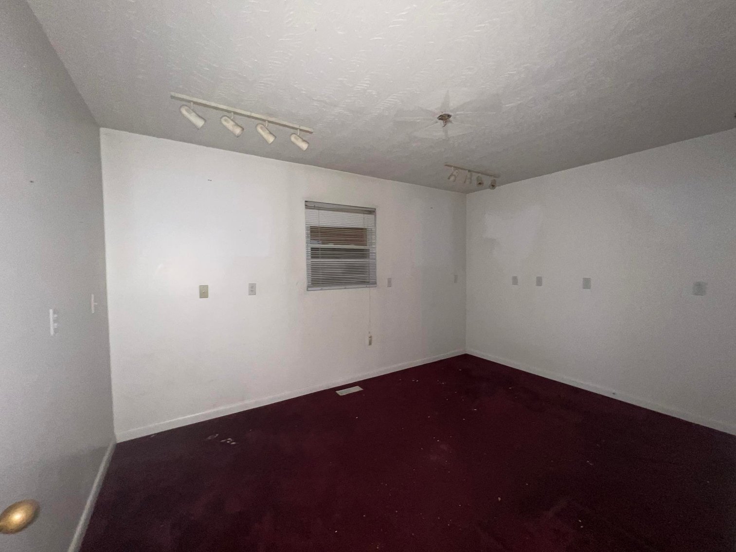 Image for SOLD $29,150 - 4 Bedroom Cape Cod on a Large Lot in Charleston