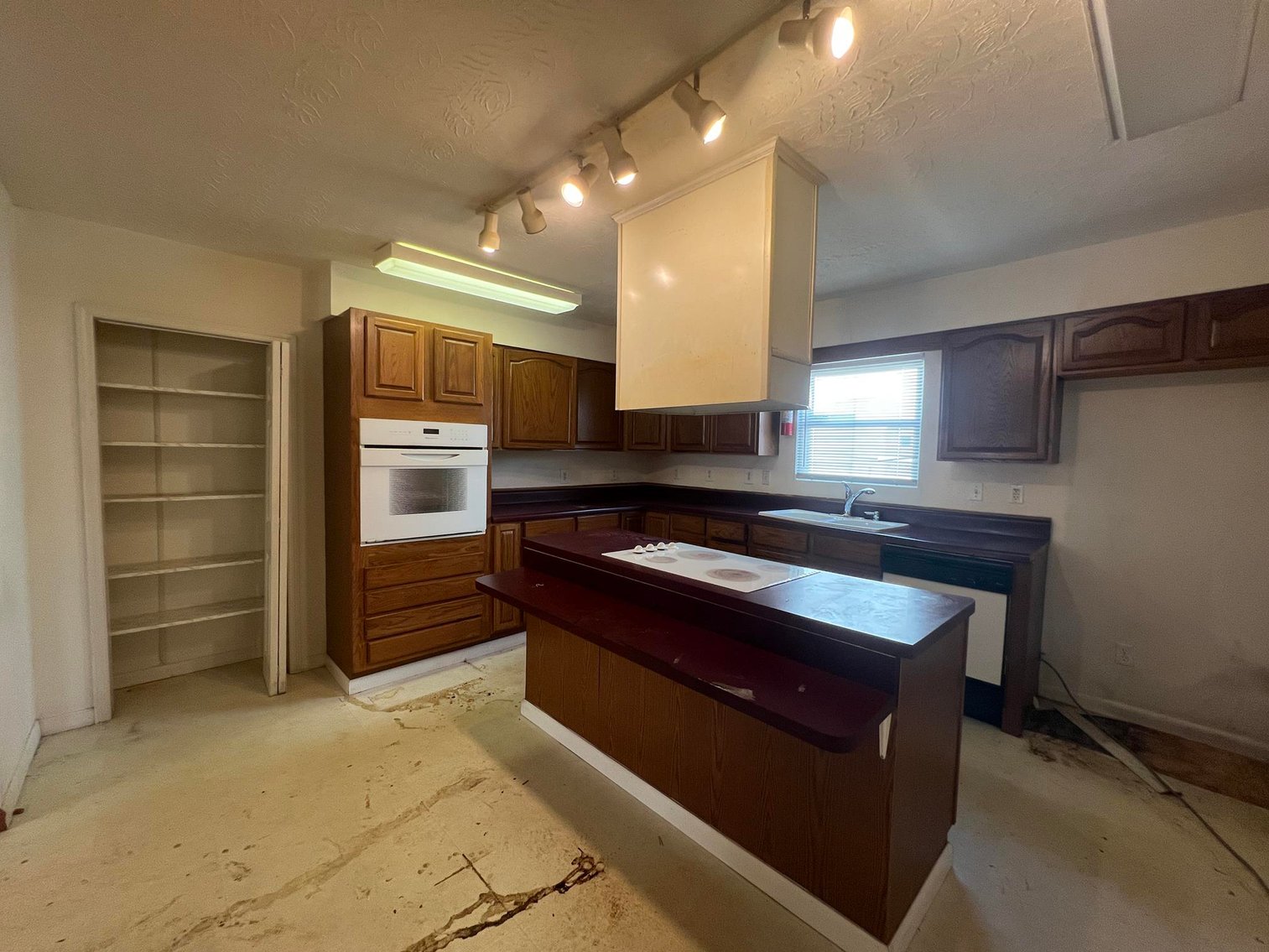 Image for SOLD $29,150 - 4 Bedroom Cape Cod on a Large Lot in Charleston