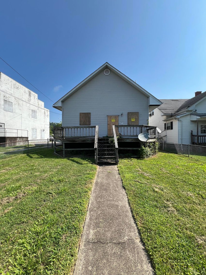 Image for SOLD $29,150 - 4 Bedroom Cape Cod on a Large Lot in Charleston