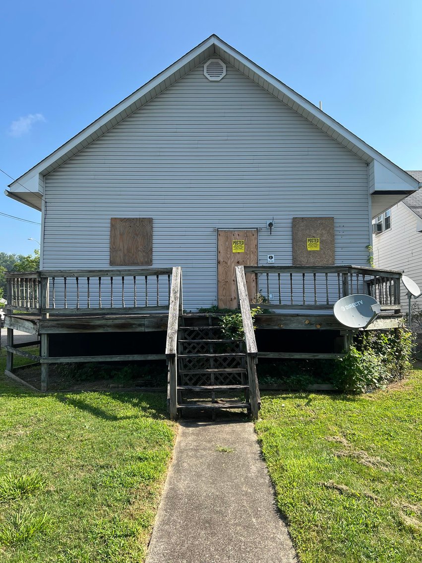 Image for SOLD $29,150 - 4 Bedroom Cape Cod on a Large Lot in Charleston