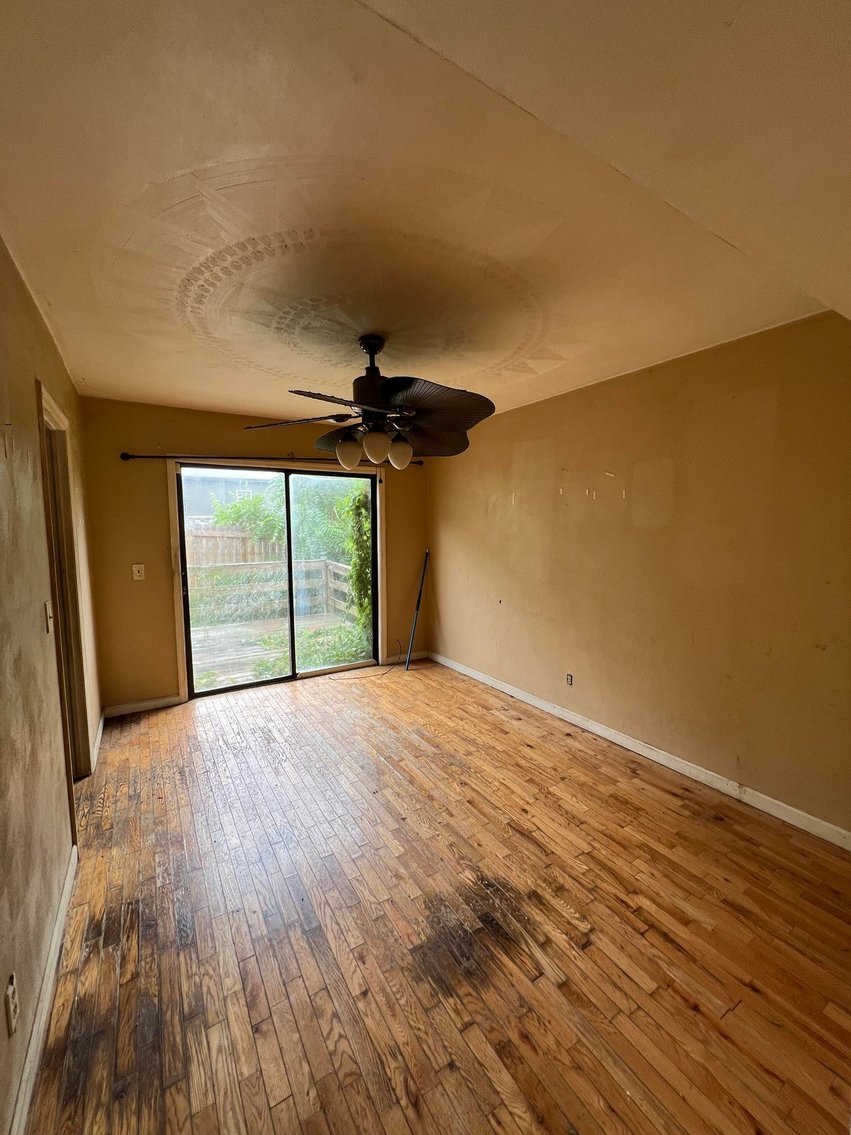 Image for SOLD $93,500 - 3 Bedroom Townhome in a Great Nitro Location Selling to the Highest Bidder