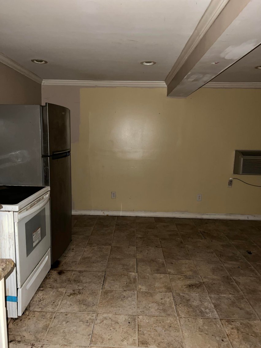 Image for SOLD $93,500 - 3 Bedroom Townhome in a Great Nitro Location Selling to the Highest Bidder