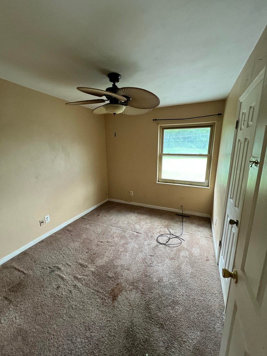 Image for SOLD $93,500 - 3 Bedroom Townhome in a Great Nitro Location Selling to the Highest Bidder