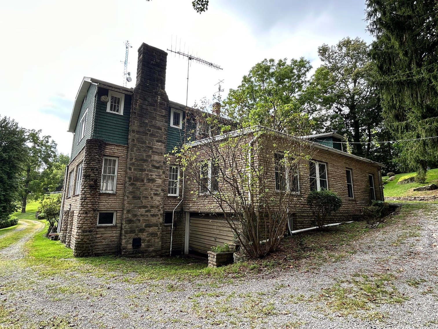 Image for SOLD $385,000 - 10.6 Acres with Spacious Project Home in Morgantown Selling to the Highest Bidder