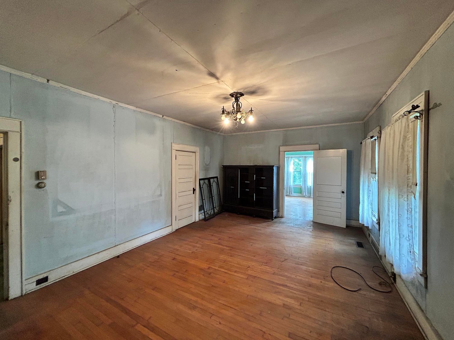 Image for SOLD $385,000 - 10.6 Acres with Spacious Project Home in Morgantown Selling to the Highest Bidder