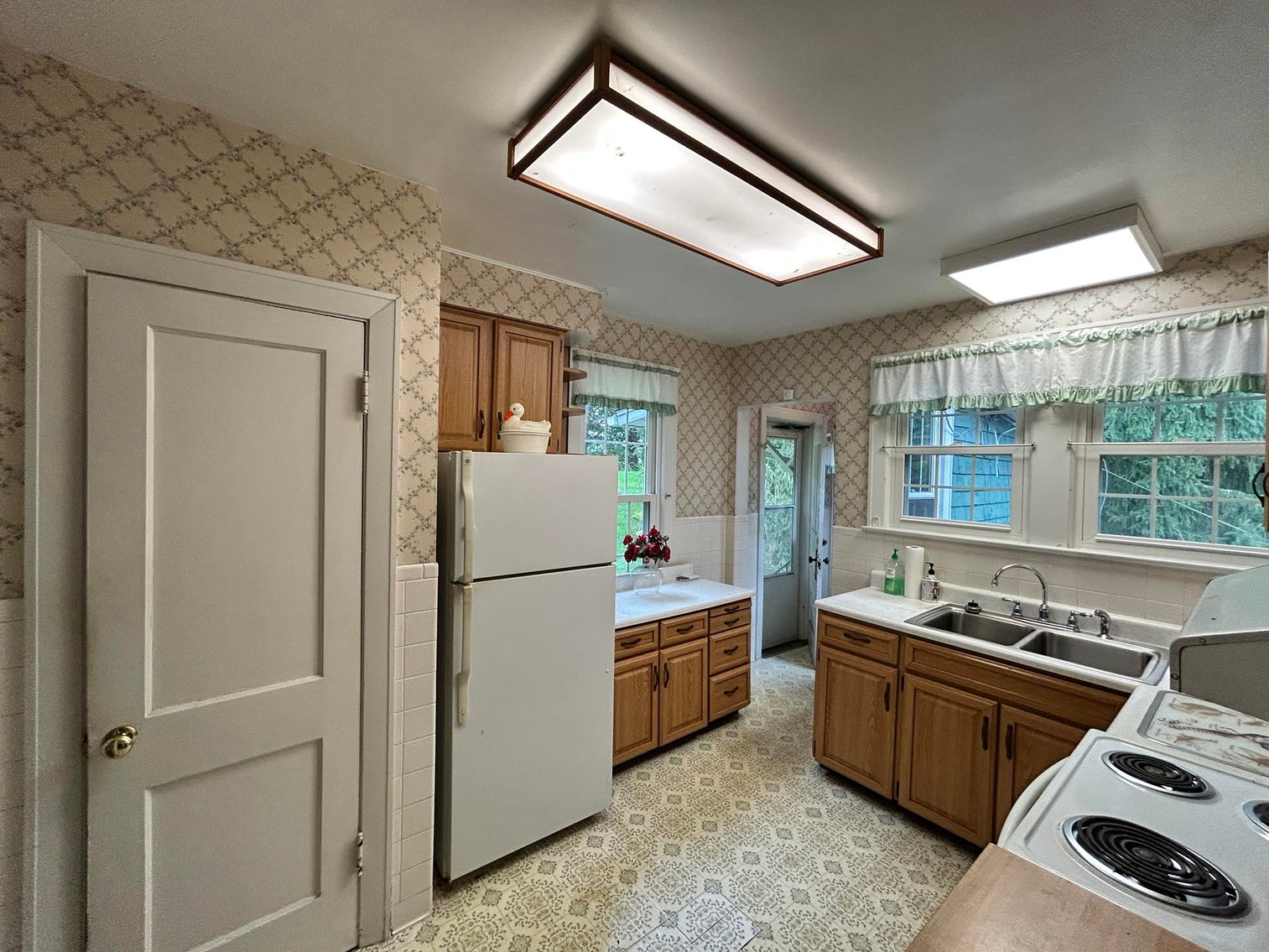 Image for SOLD $385,000 - 10.6 Acres with Spacious Project Home in Morgantown Selling to the Highest Bidder