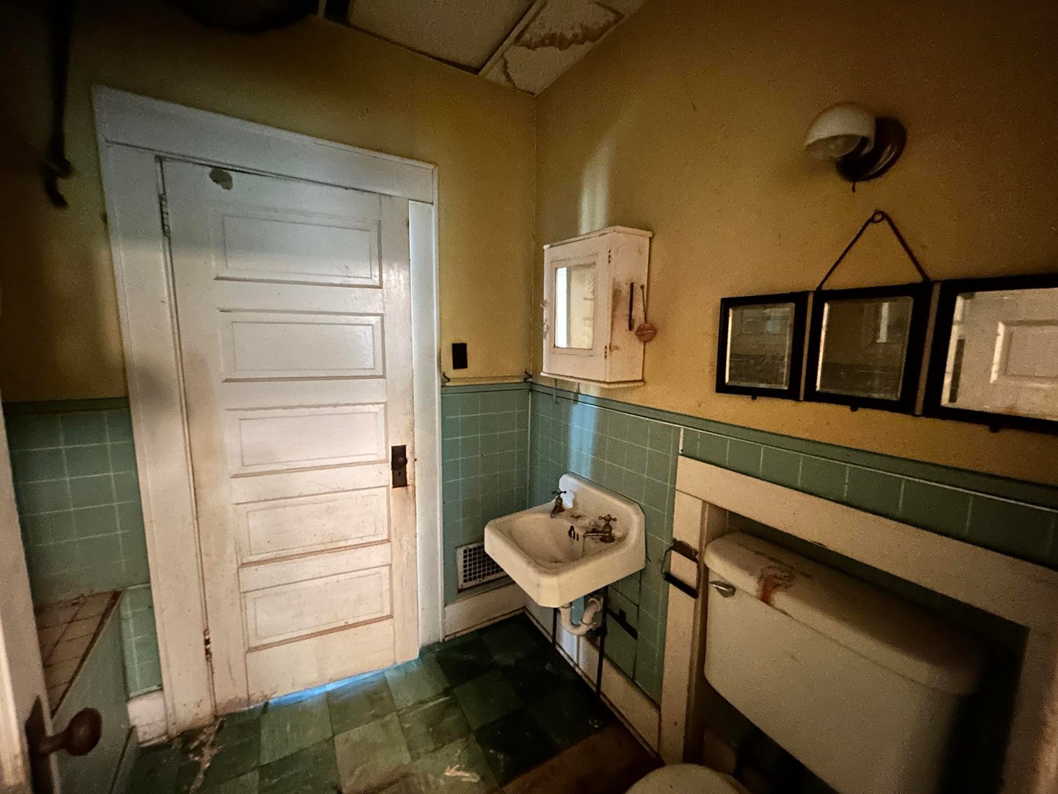 Image for SOLD $385,000 - 10.6 Acres with Spacious Project Home in Morgantown Selling to the Highest Bidder