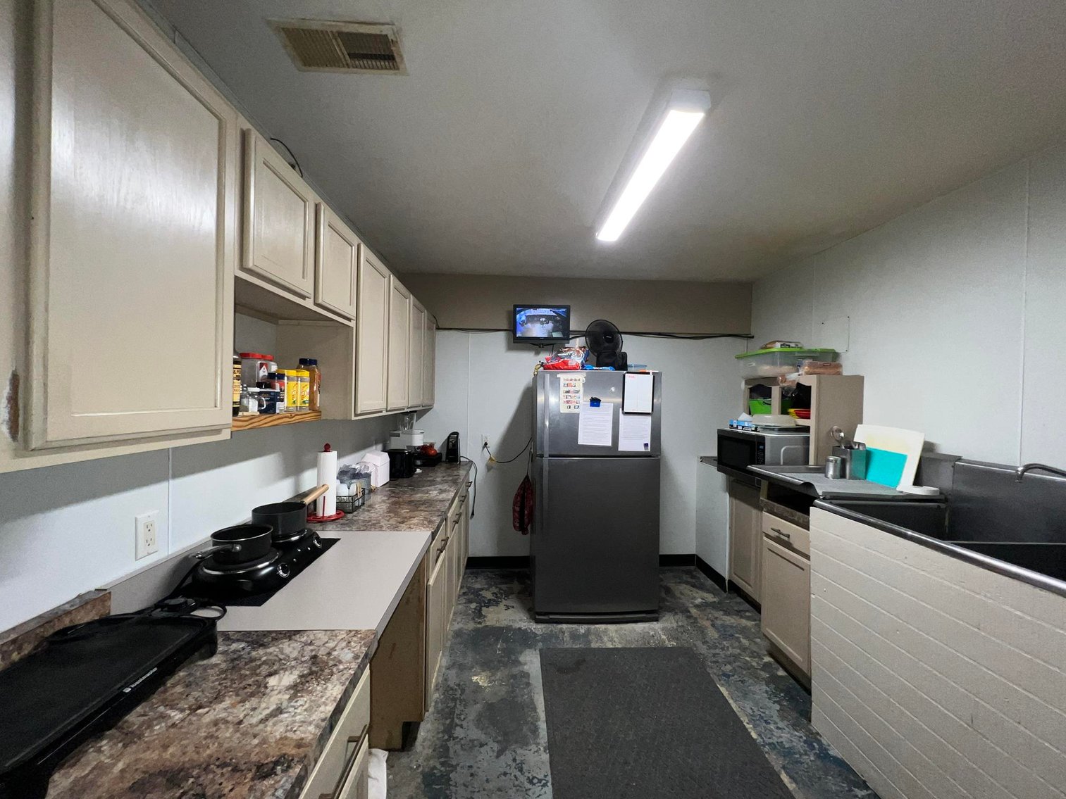 Image for SOLD $302,500 - Multi-Purpose Property Just Outside of Charleston City Limits