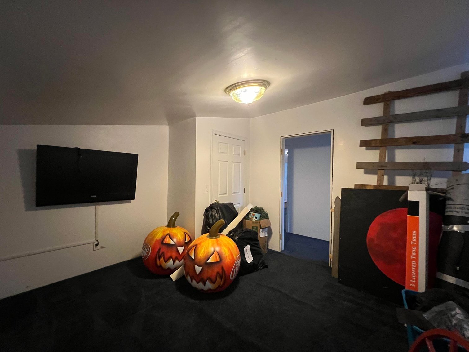 Image for SOLD $302,500 - Multi-Purpose Property Just Outside of Charleston City Limits