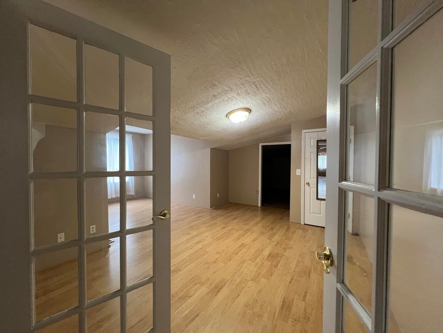 Image for SOLD $302,500 - Multi-Purpose Property Just Outside of Charleston City Limits