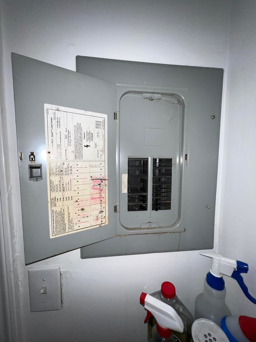 Image for SOLD $302,500 - Multi-Purpose Property Just Outside of Charleston City Limits