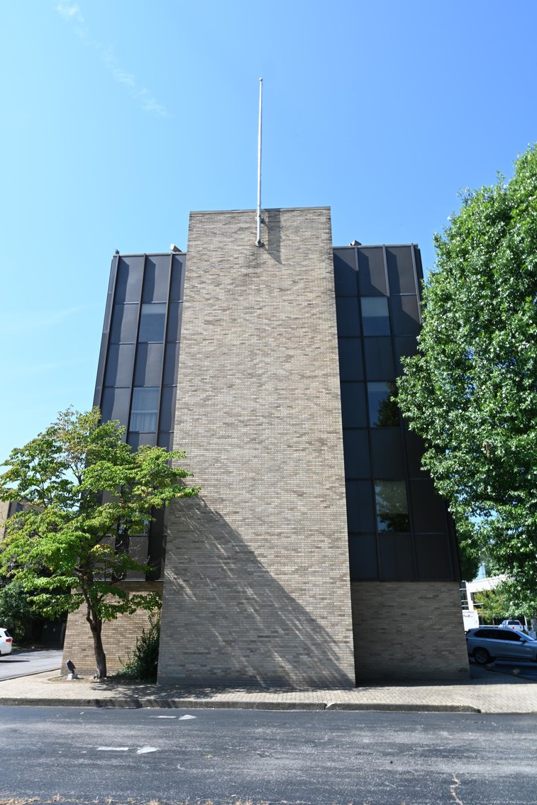 Image for Impressive 4-Story Office Building in Downtown Charleston