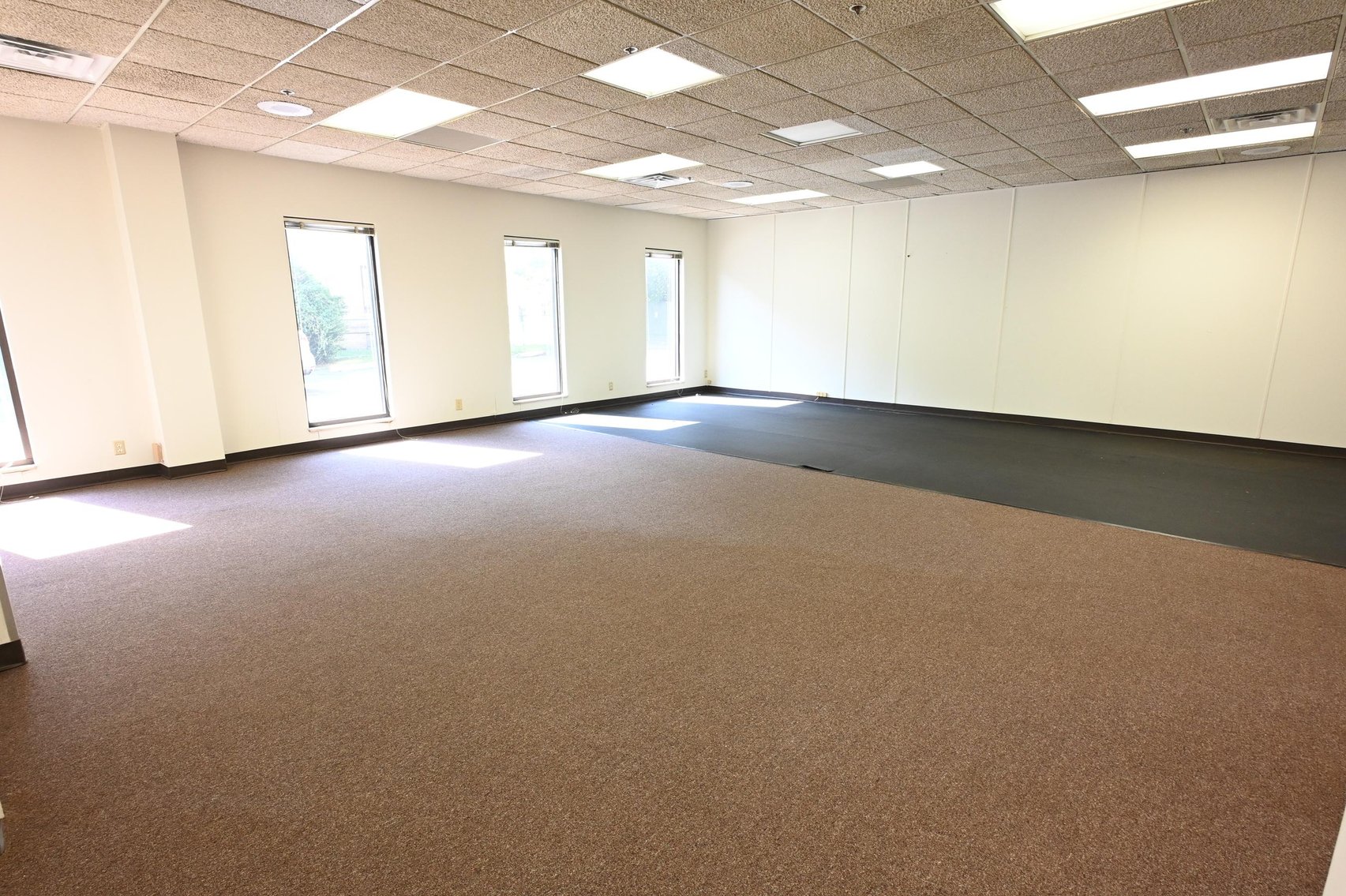 Image for Impressive 4-Story Office Building in Downtown Charleston