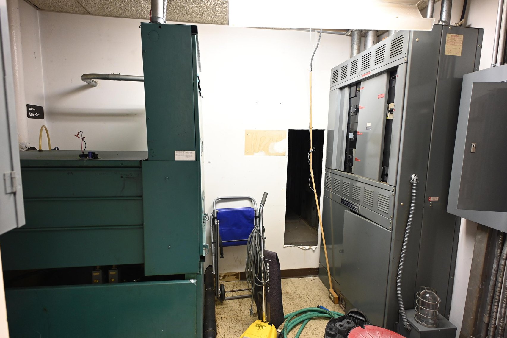 Image for Impressive 4-Story Office Building in Downtown Charleston