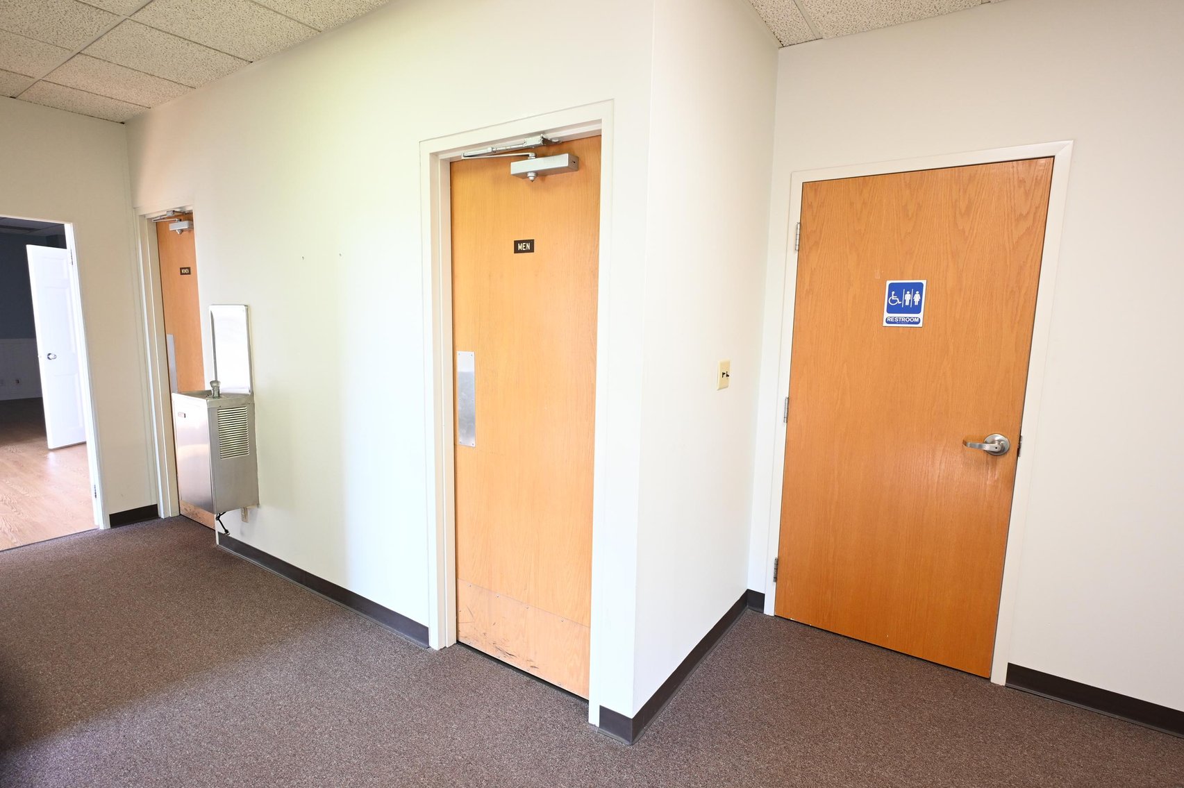 Image for Impressive 4-Story Office Building in Downtown Charleston