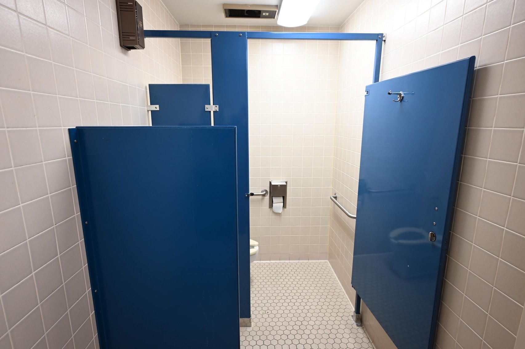 Image for Impressive 4-Story Office Building in Downtown Charleston