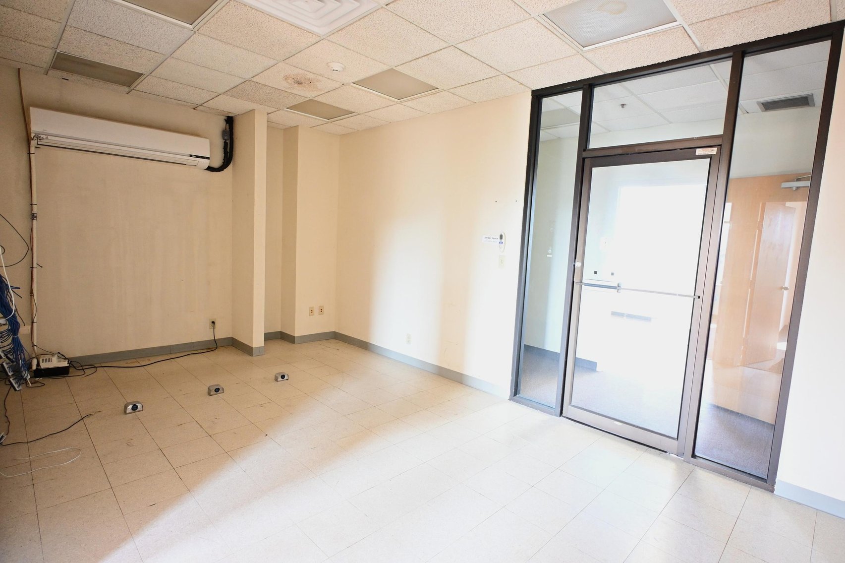 Image for Impressive 4-Story Office Building in Downtown Charleston