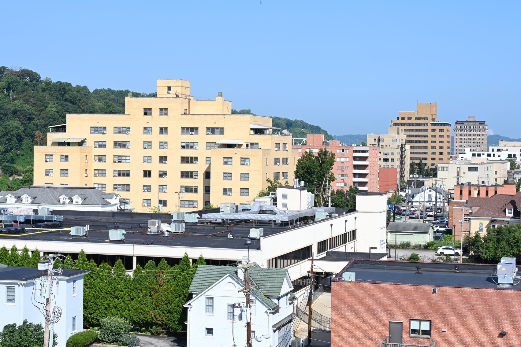 Image for Impressive 4-Story Office Building in Downtown Charleston