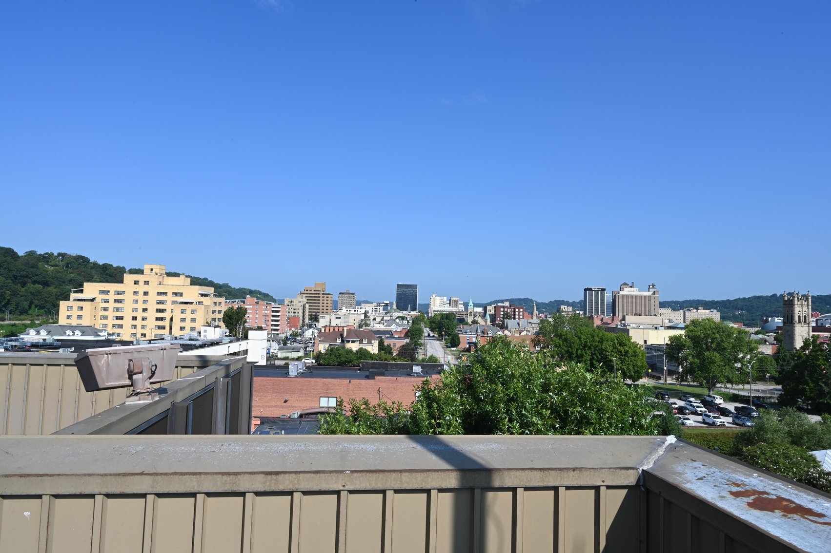 Image for Impressive 4-Story Office Building in Downtown Charleston