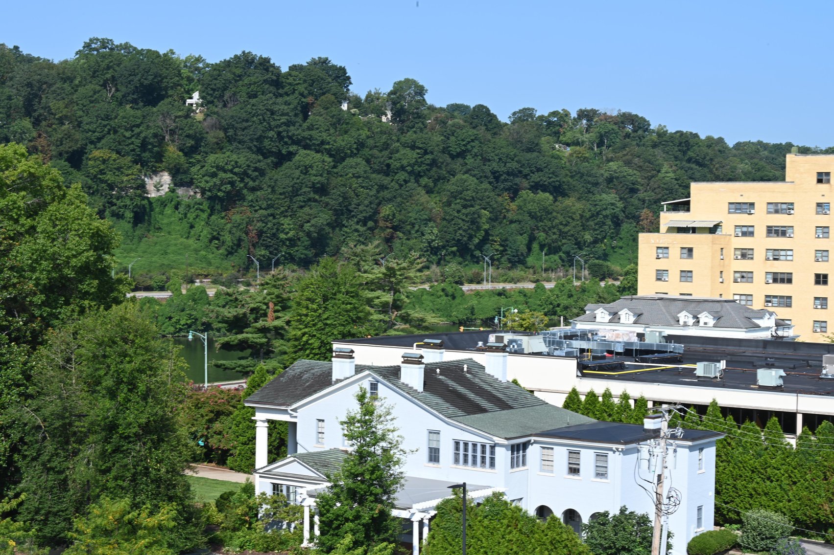 Image for Impressive 4-Story Office Building in Downtown Charleston