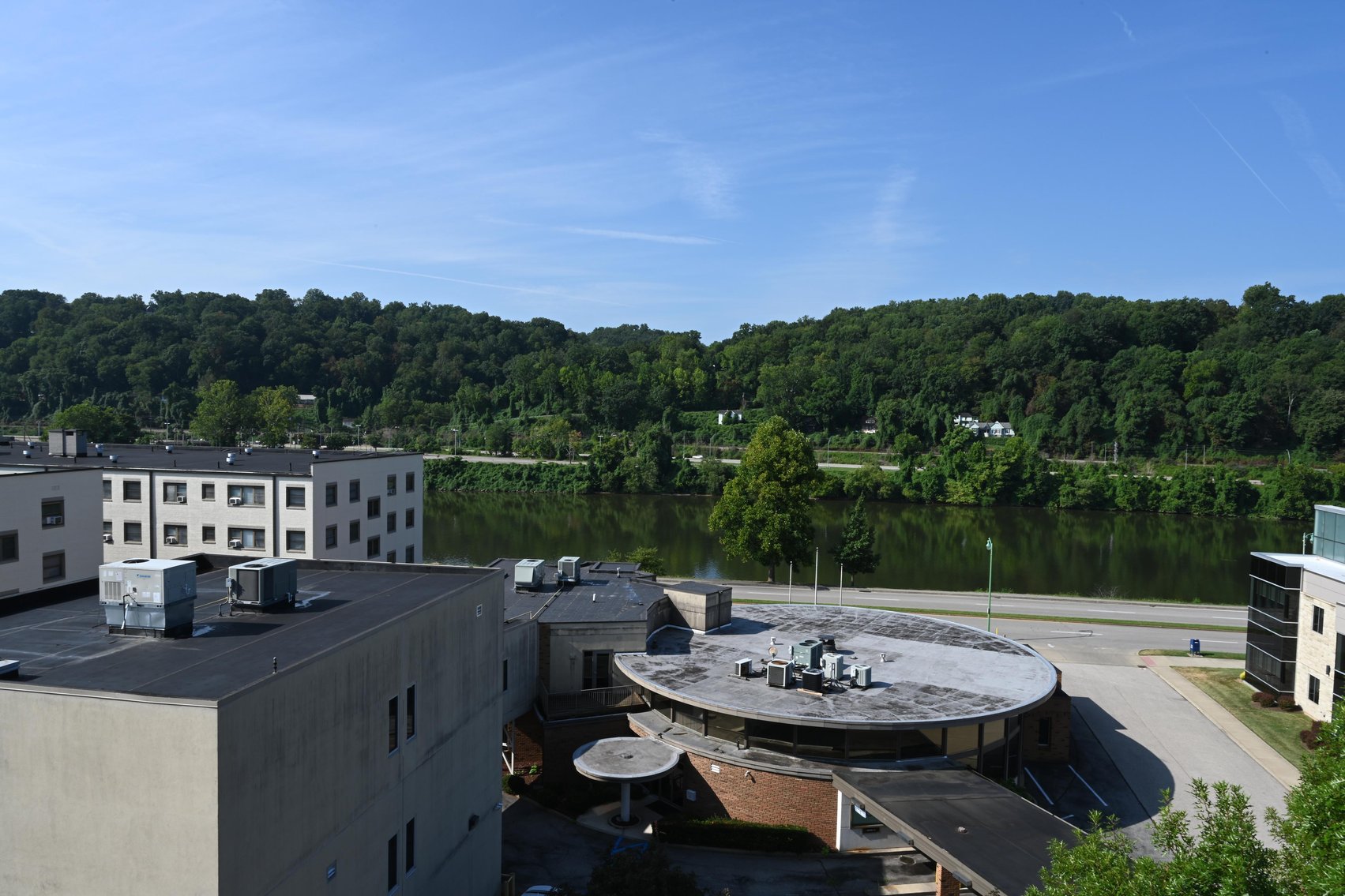 Image for Impressive 4-Story Office Building in Downtown Charleston